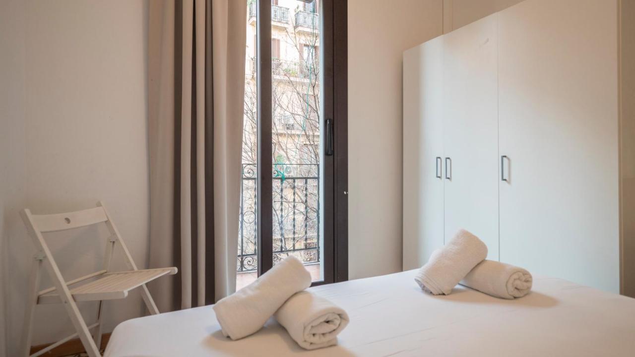 Apartamento De 3 Dormitorios Barcelone Extérieur photo