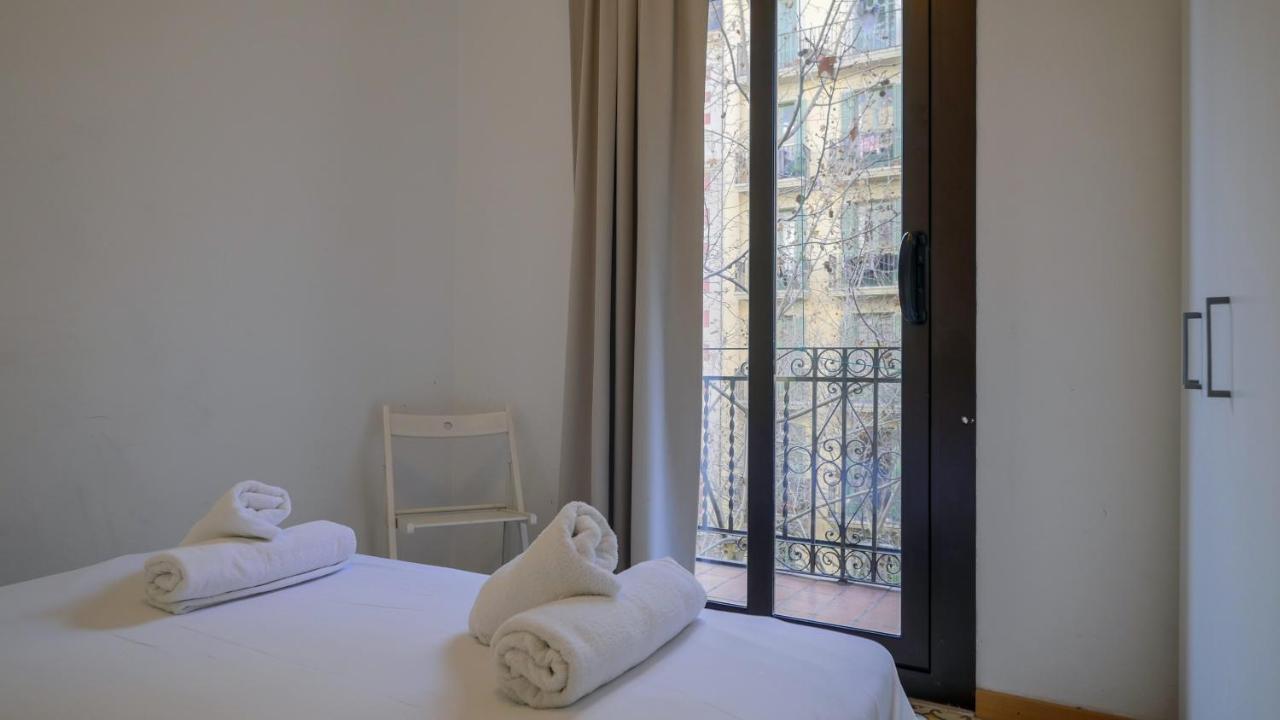 Apartamento De 3 Dormitorios Barcelone Extérieur photo